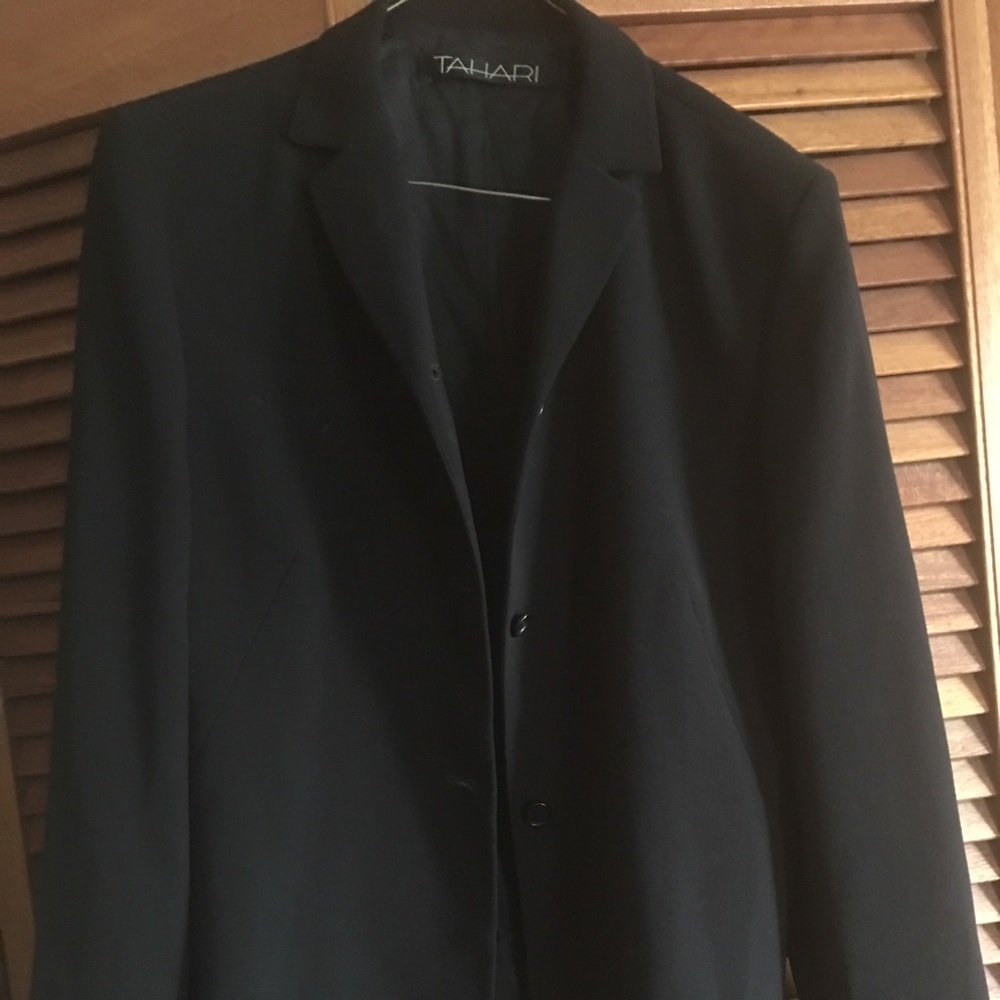 Tahari Blazer size 12